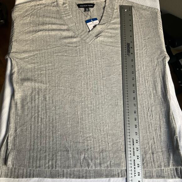 Andrew Marc Women’s Long Sleeve V-neck Blouse size L, Gray, Thin Material - Picture 4 of 8